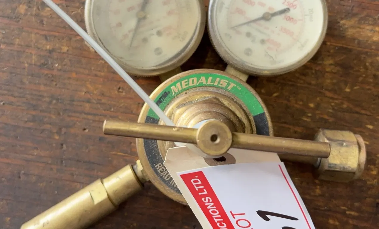 Victor Medalist Oxy-Acetylene Regulator Set