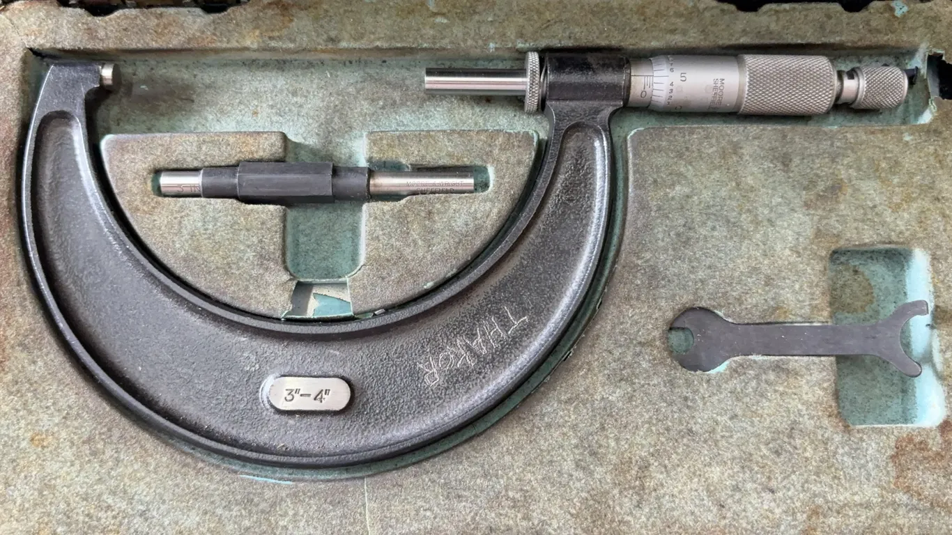 Thakur No. 966 Outside Micrometer with Case