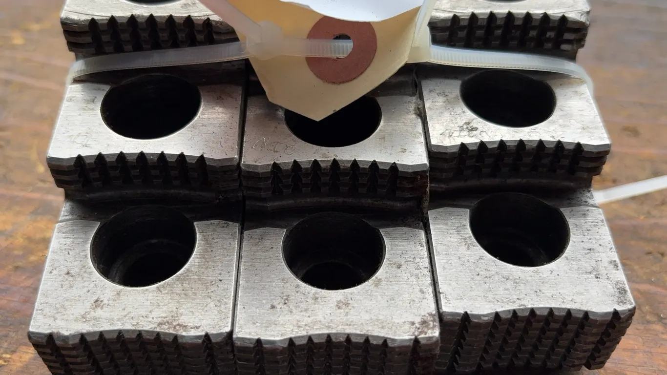 3-Piece Serrated Lathe Chuck Jaw Set
