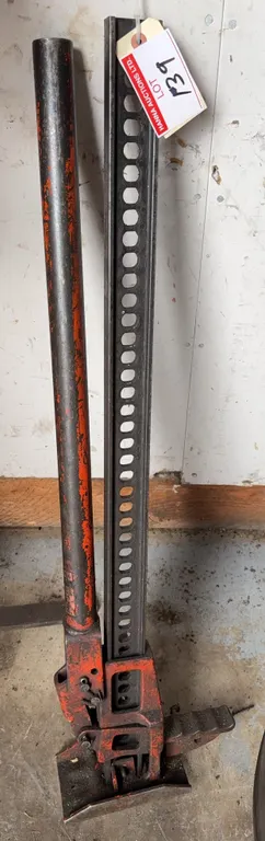 Heavy-Duty Farm Jack | Hi-Lift Style Mechanical Ratchet Jack