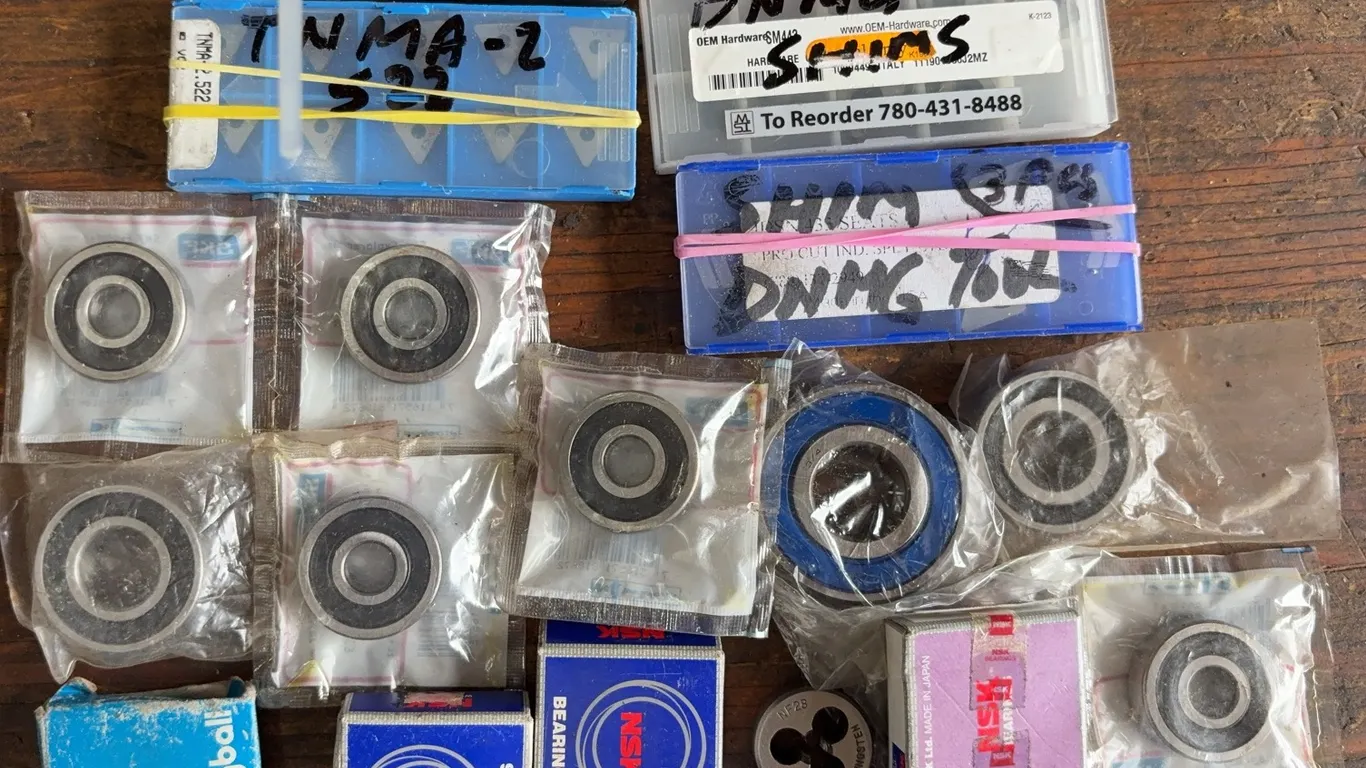 Assorted Hitachi, Tungaloy & Kennametal Carbide Inserts with SKF 6200-2RSH/C3 Bearings Lot