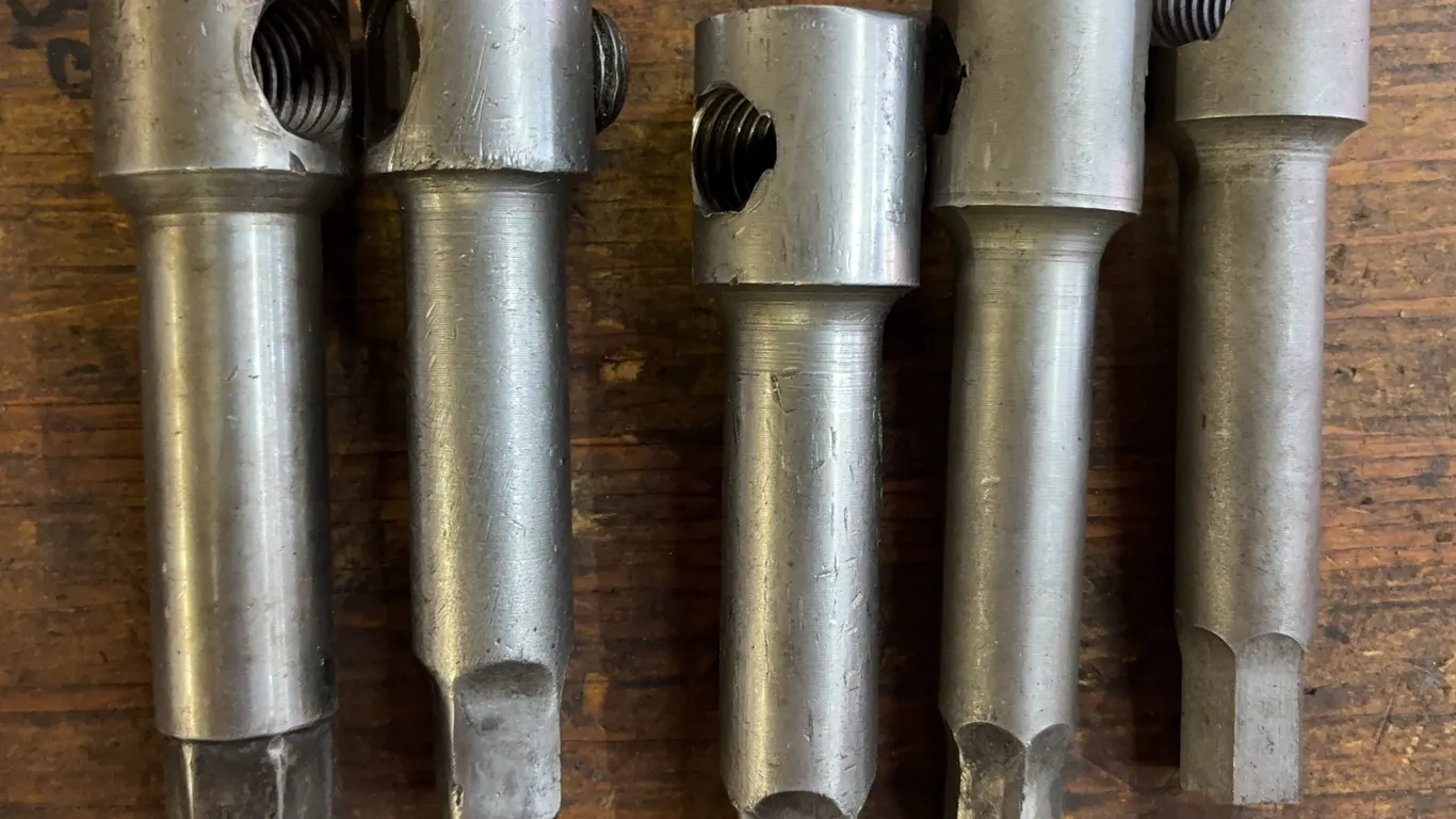 Set of 5 Adjustable Boring Bar Holders / Tool Holders for Lathe Tool Post Assembly