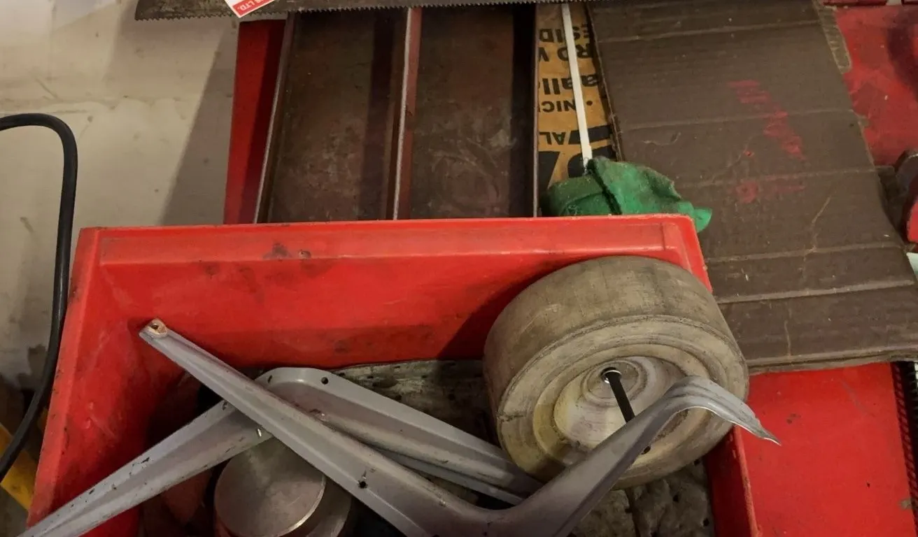 Mixed Maintenance Tools and Hardware
