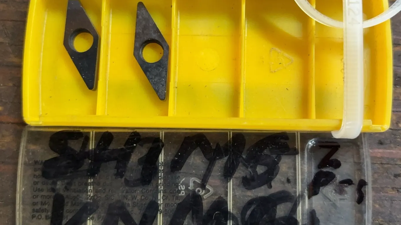 Lot of 2 VNMG Carbide Turning Inserts
