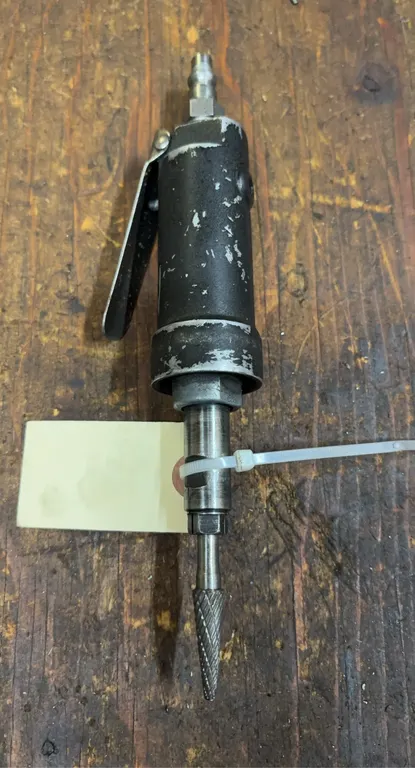Pneumatic Die Grinder with Carbide Burr Bit Attachment
