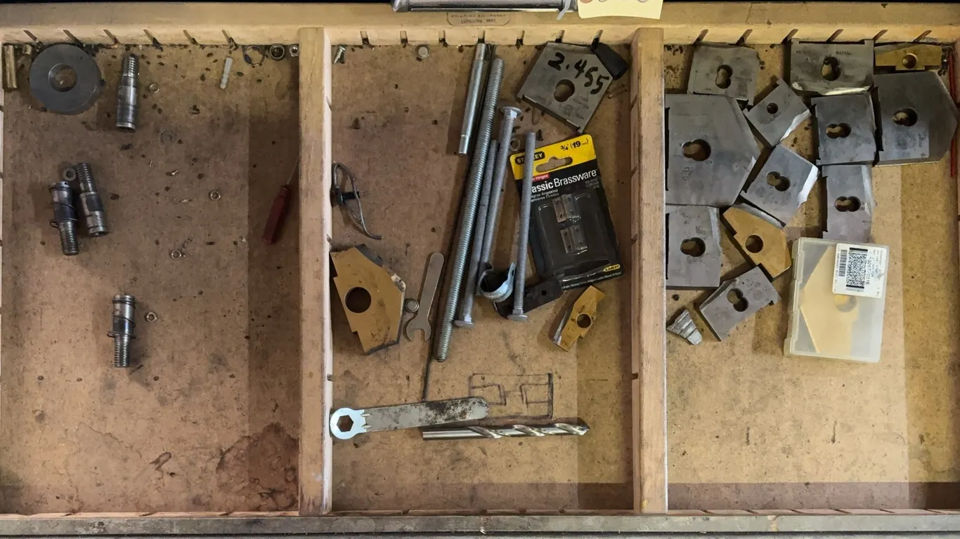 Assorted Profile Lathe Tooling Inserts, Form Cutter Blanks & Hardware Lot