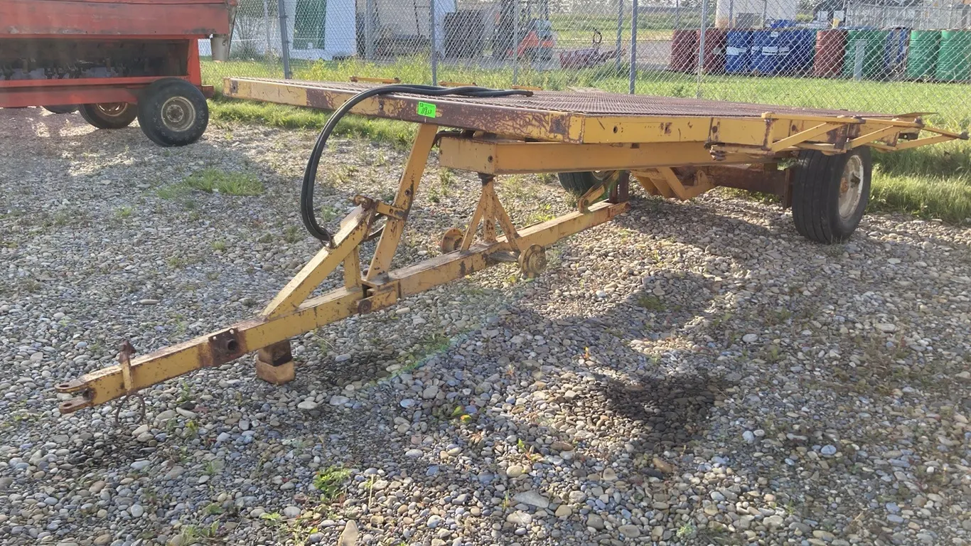 Farm Hand Bale Accumulator