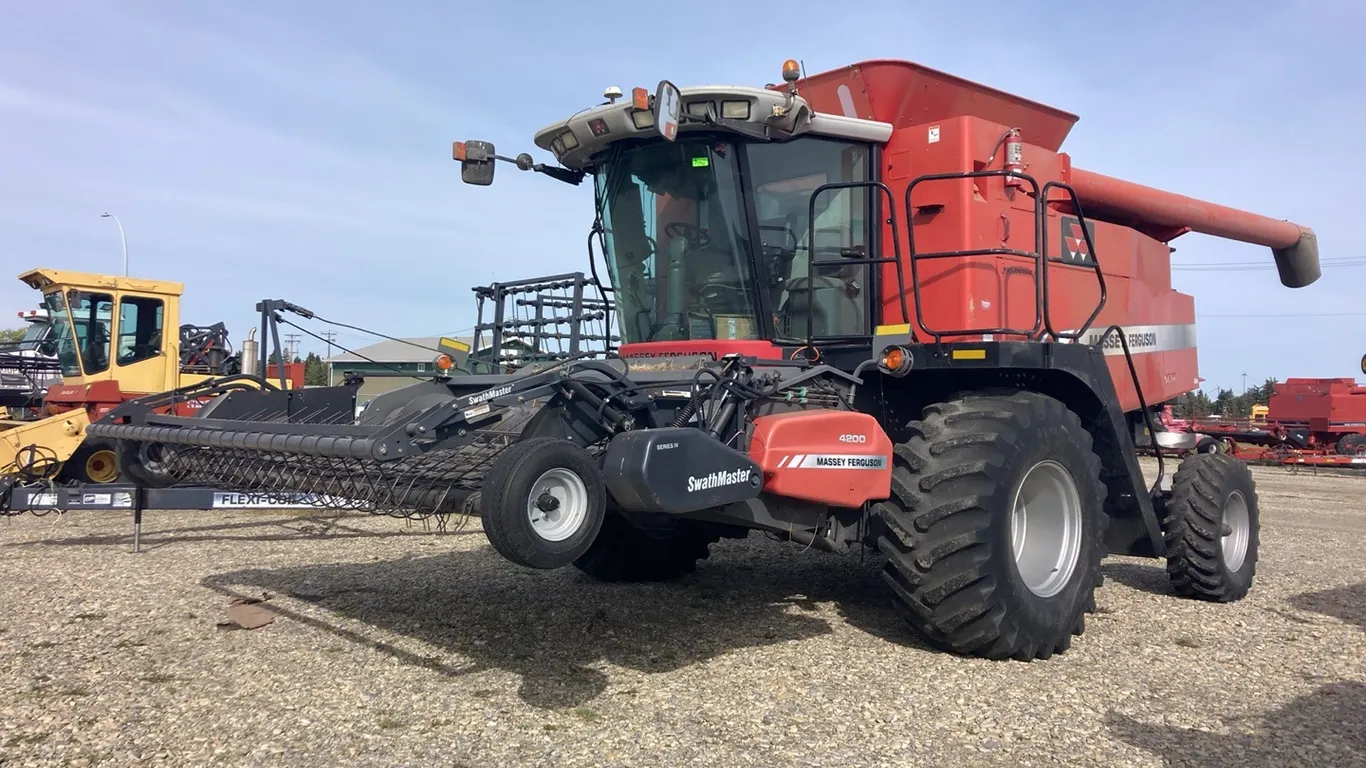 2008 Massey Ferguson 9690 Combine s/n: 9690-HT87121 **O-430**