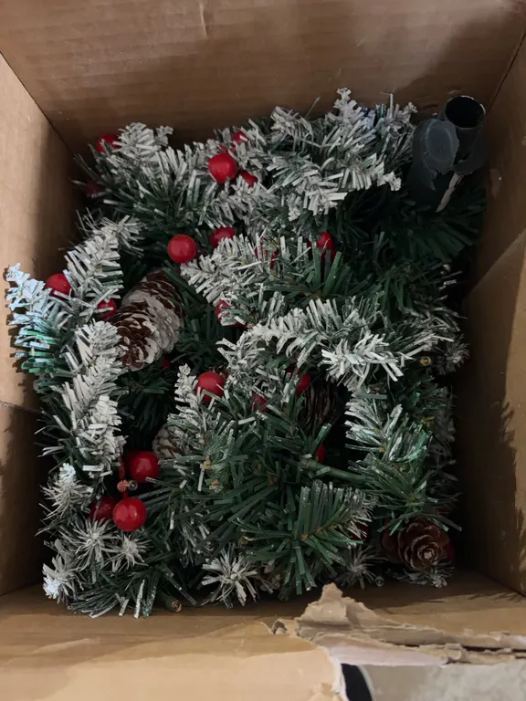 6' Artificial Christmas Tree, *Unreserved*