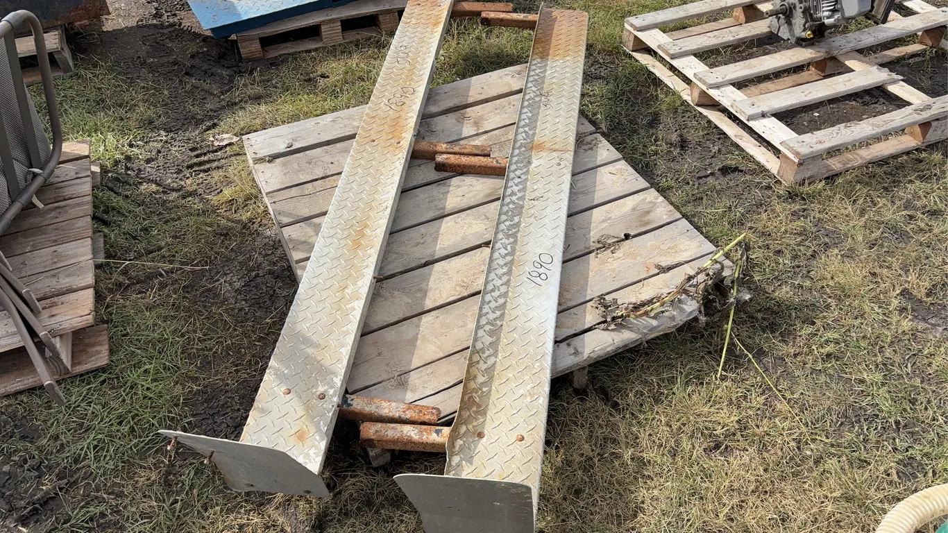 DeeZee pickup truck Running Boards, Approx. 7' *Unreserved*