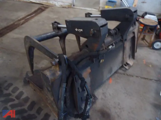 Bobcat 60" Thumb