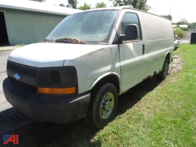 2008 Chevrolet Express Full-Size Cargo Van