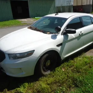 2013 Ford Taurus Sedan