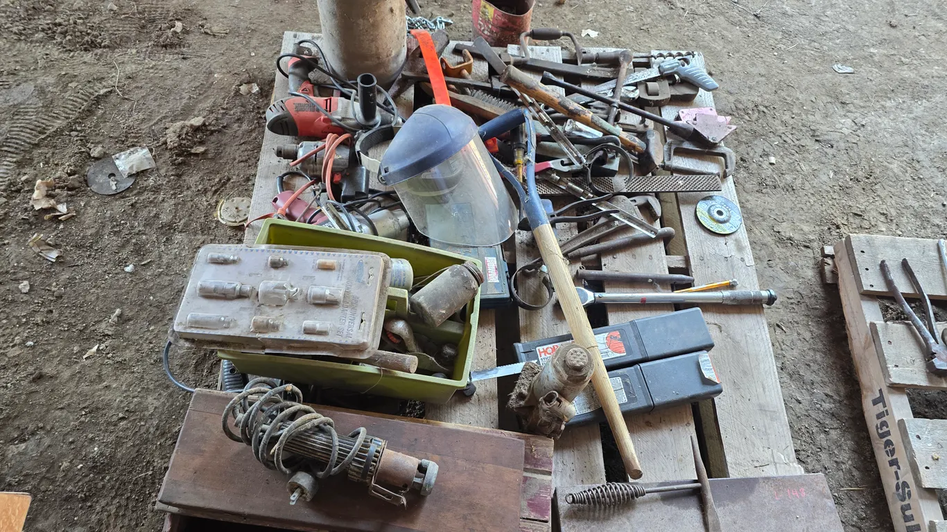 Assortment of Hand/Power Tools, Untested