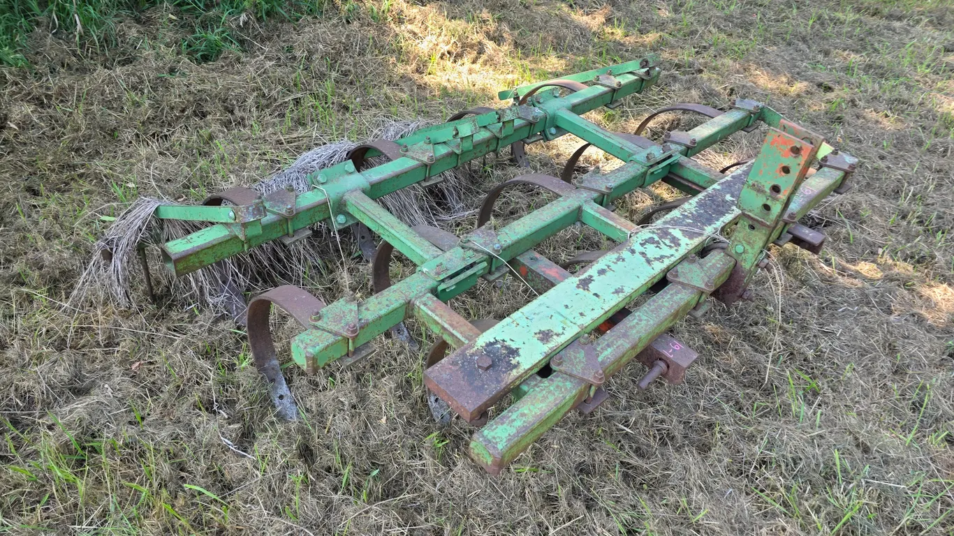 Approx 7’ – 3pt Digger