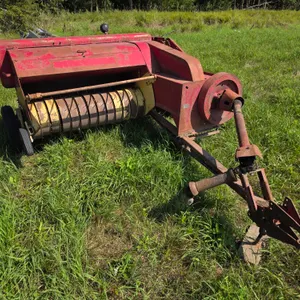 New Holland 68 Small Square Baller, SN: 44162, Untested