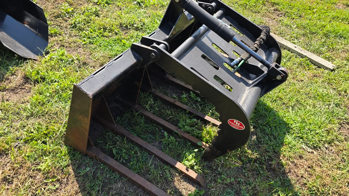 H+H 5’ Manure Grapple Bucket