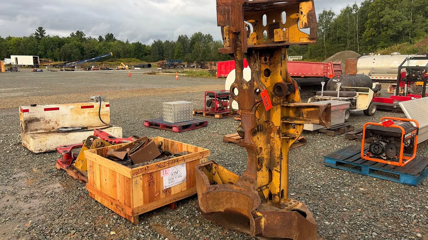 Fabtec Harvester Head Frame And Misc. Parts
