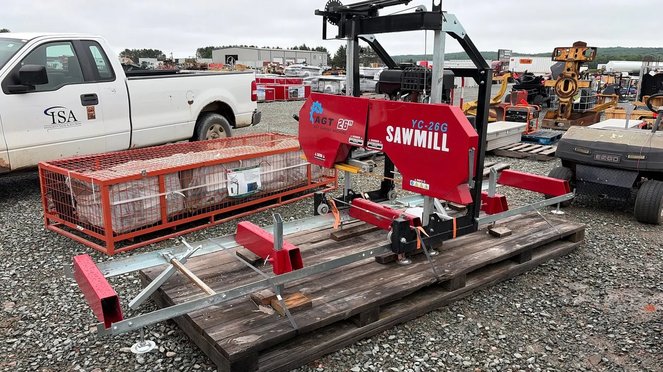 Unused AGT YC-26G 26" Sawmill