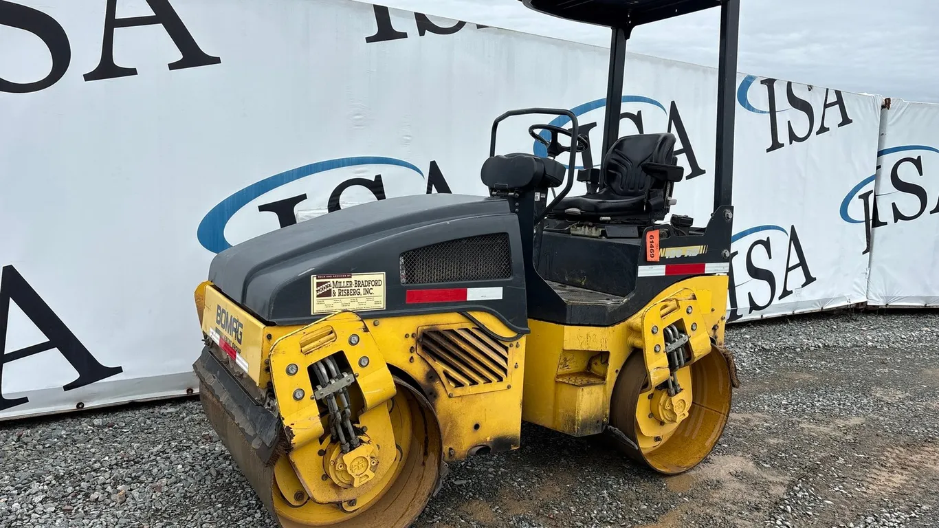 2011 Bomag BW120AD-4 Dual Drum Roller Compactor