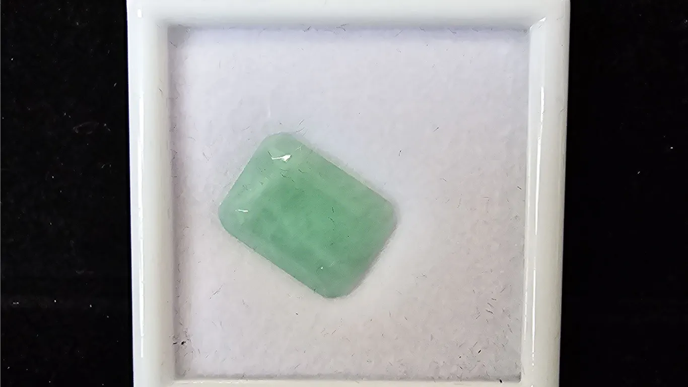 *NEW* 7.8CT EMERALD CUT UNTREATED NATURAL EMERALD: 11.1MM X 15.1MM