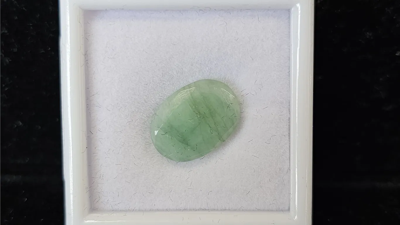 *NEW* 10.8CT OVAL CUT UNTREATED NATURAL EMERALD: 11.5MM X 15.9MM