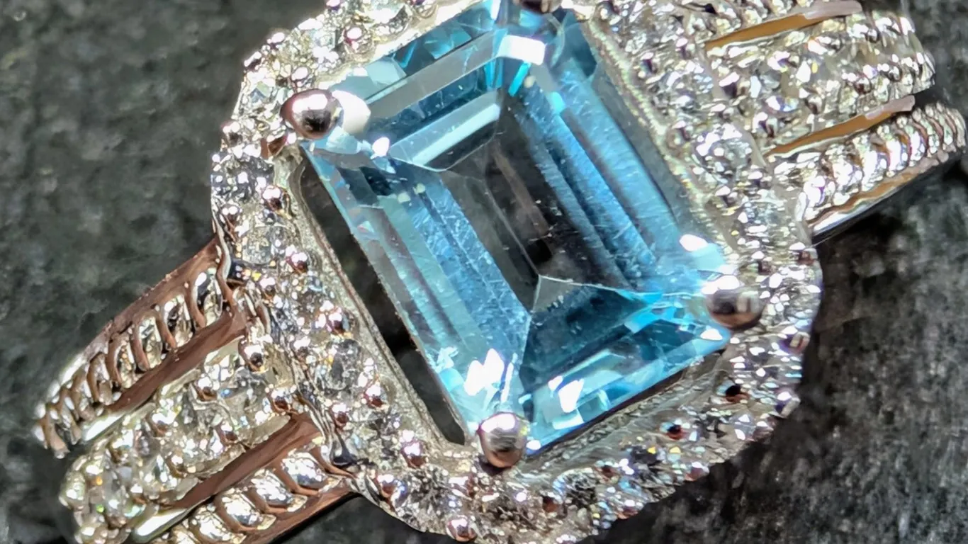 SILVER(3.74G), BLUE TOPAZ (1.2CT)RING, SIZE 10, SUGGESTED RETAIL VALUE $240
