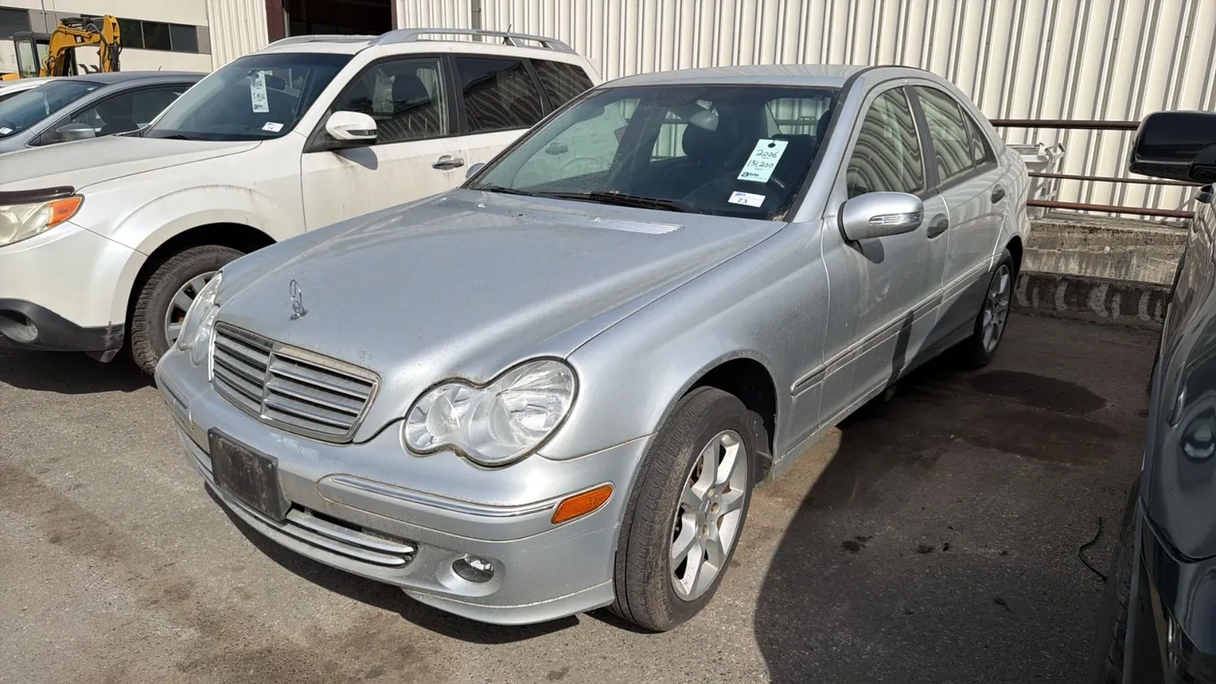 2006 MERCEDES C230, 4DRSD, GREY, VIN WDBRF52J76F764926,