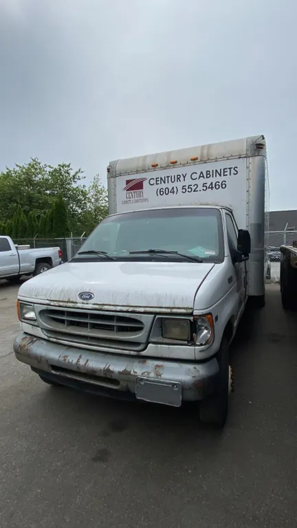 2002 FORD E-350 SUPERDUTY, 2DR CUBE VAN, WHITE, VIN 1FDWE35L72HA88173,