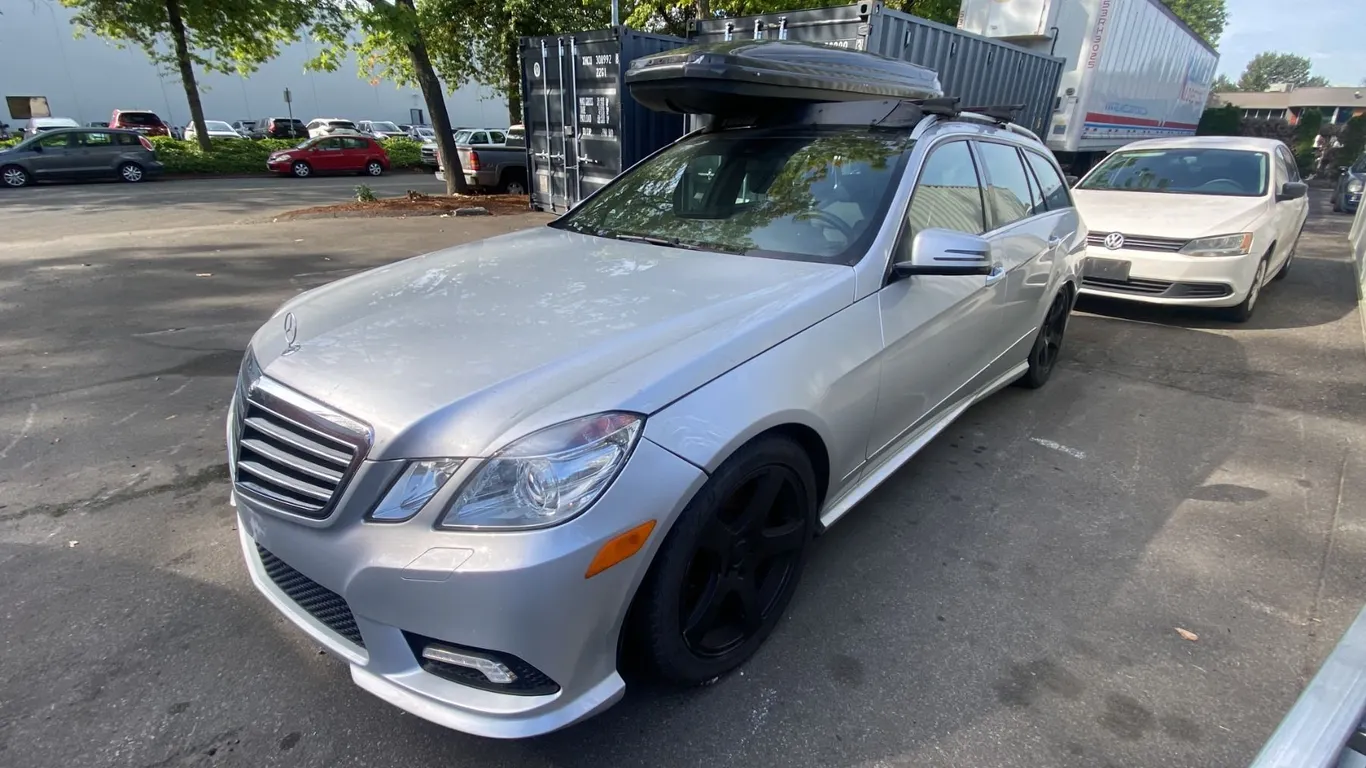 2011 MERCEDES E350 4MATIC, 4DRSW, GREY, VIN WDDHH8HBXBA421064,
