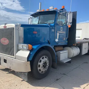 2001 Peterbilt Semi