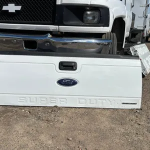 White Ford Super Duty Tailgate