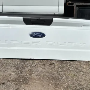 White Ford Super Duty Tailgate