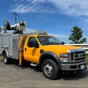 2008 Ford F-550 XLT Super Duty Dually Service Truck