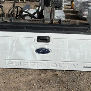 White Ford Super Duty Tailgate