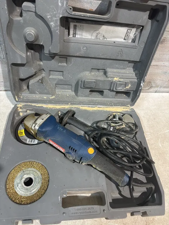 Ryobi grinder