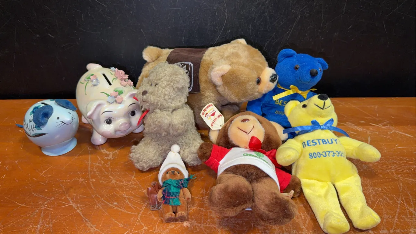 Vintage Teddy Bears, Plush Toys & Ceramic Pig Banks