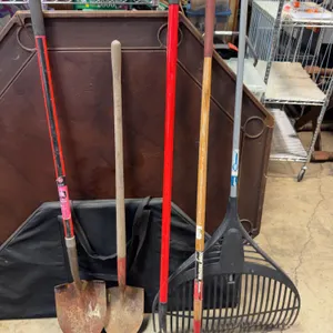 Assorted Lawn & Garden Hand Tools