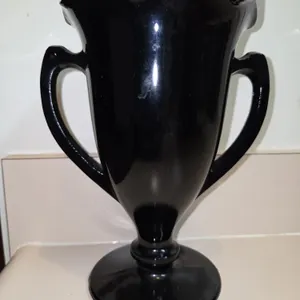 Vintage Art Deco Large L. E. Smith Black Amethyst Glass Trophy DUAL HANDLED VASE