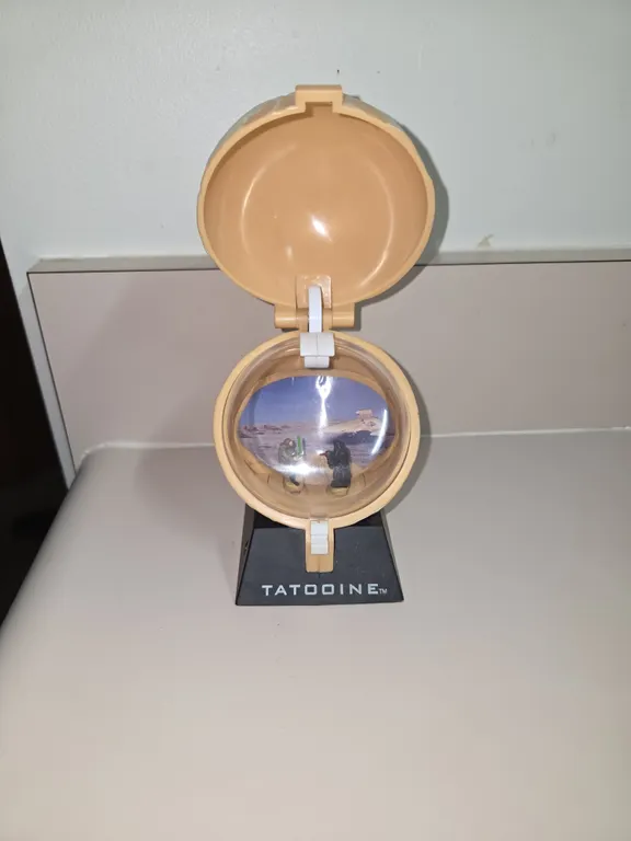 Star Wars Episode 1 The Phantom Menace Planet Tatooine Taco Bell Toy Works