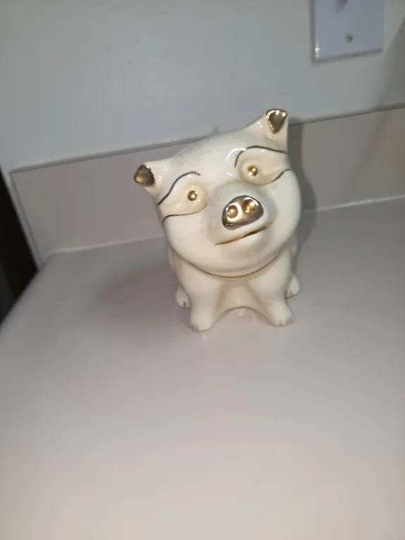 1960's Ceramic Souvenir Ivory Gold Hand Cast Piggy Coin Bank Rare Vintage