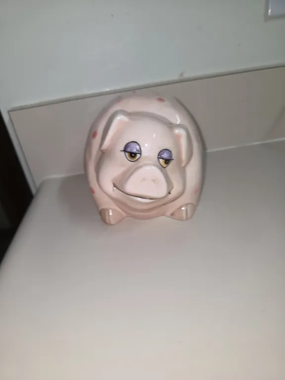 VINTAGE CERAMIC VERY LAZY PIG PIGGY BANK WITH EVEN A LAZY LOOK ON HIS FACE