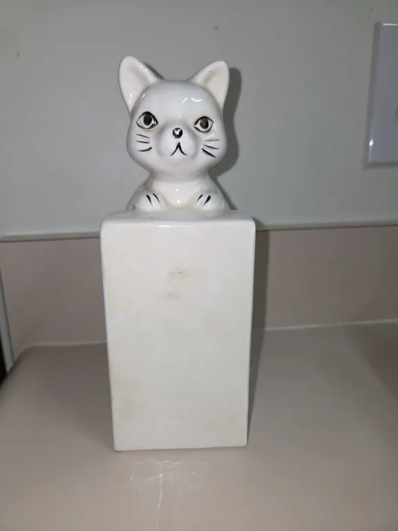 Kitty Cat Bookends Banks White Ceramic Pottery Hand painted VTG