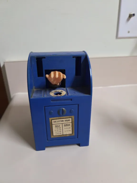 U.S. Mail USPS Coin Bank Wind Up Arm Piggy Bank Mechanical WORKS! Post Office