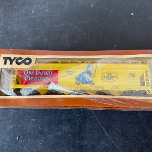 TYCO Old Dutch Cleanser ACFX 17402 Yellow Covered Hopper Train Car
