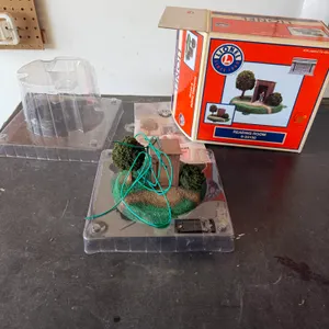 Lionel Reading Room Model Railroad Accessory 6-34150 w/ Original Box