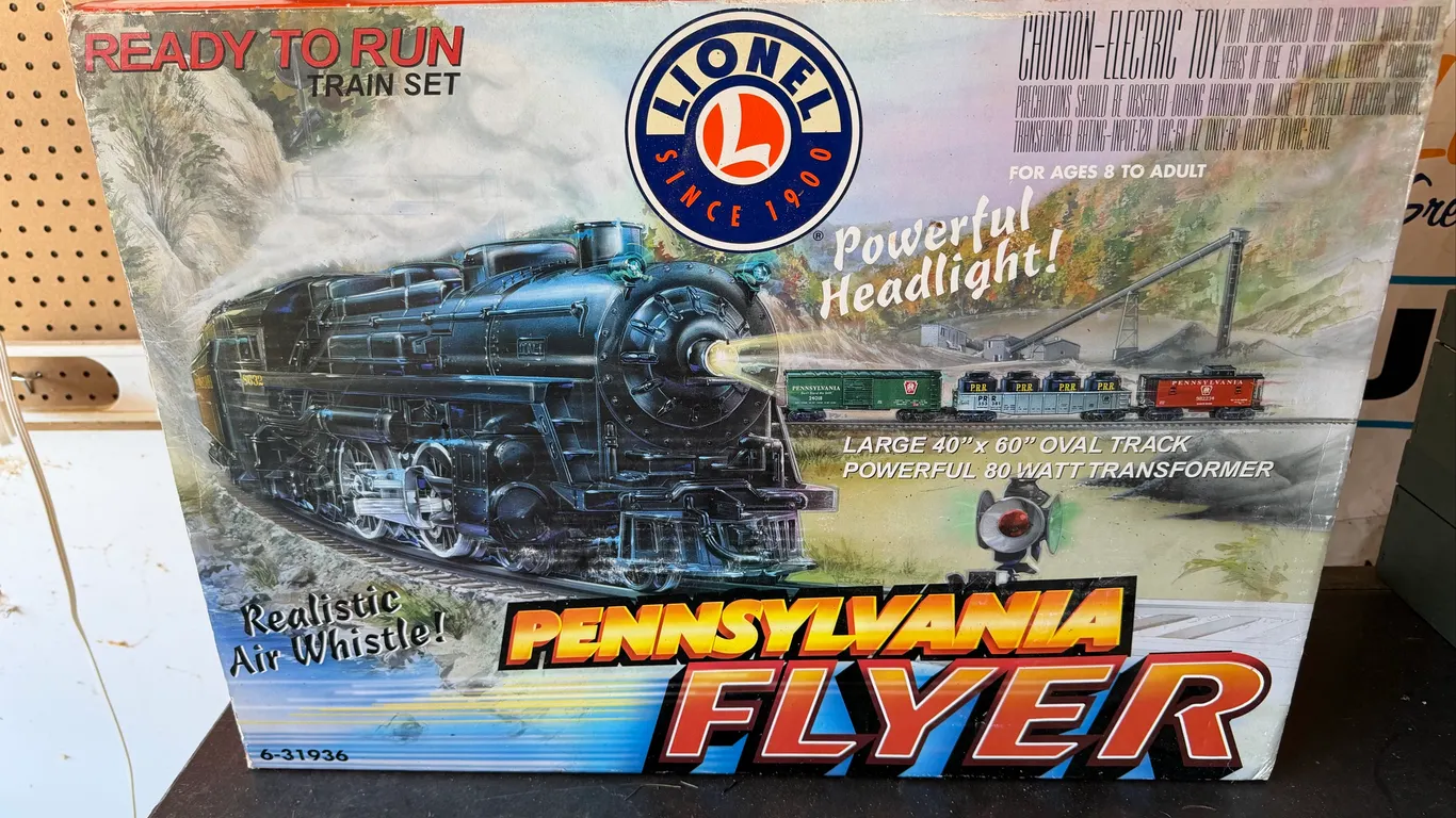 Lionel Pennsylvania Flyer 6-31936 O Gauge Ready-to-Run Train Set w/ Box