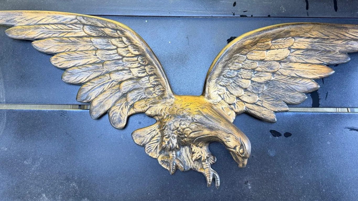 Vintage Allante Gold Eagle Wall Hanging Plaque Decor