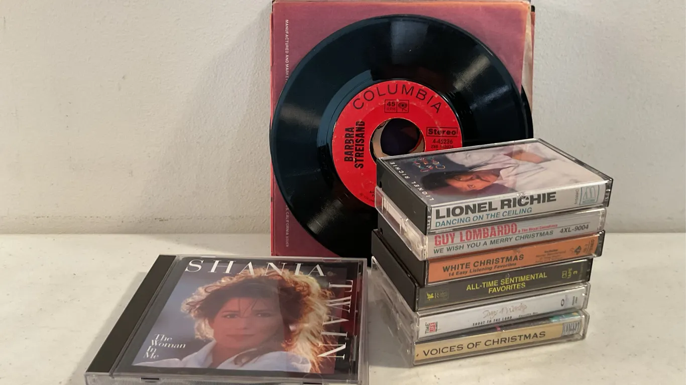 Vintage Music Collection – Records, Cassettes & CDs