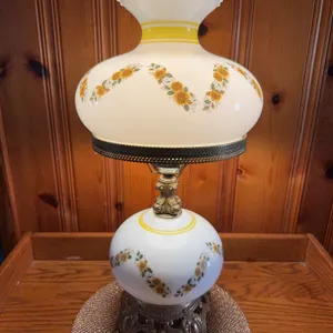 Vintage Milk Glass Ruffled Sunflower Hurricane Lamp